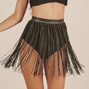 Infringing Belt in Black - Showpo